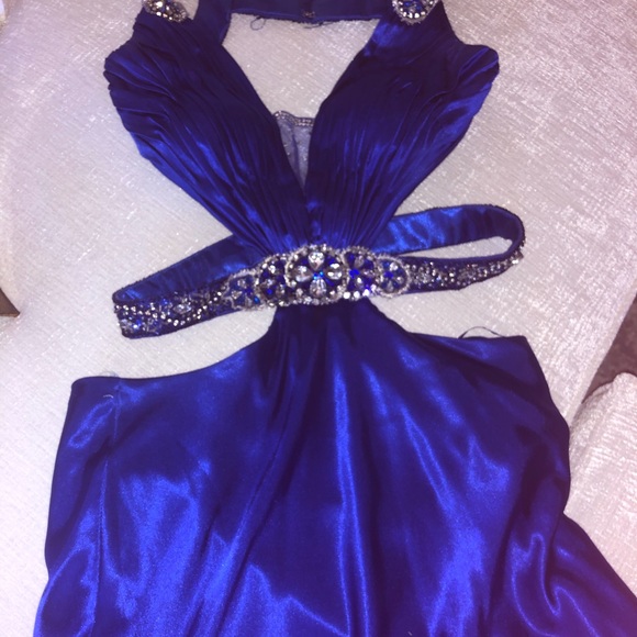 Aspeed Royal Blue Prom Stunner - Picture 4 of 8